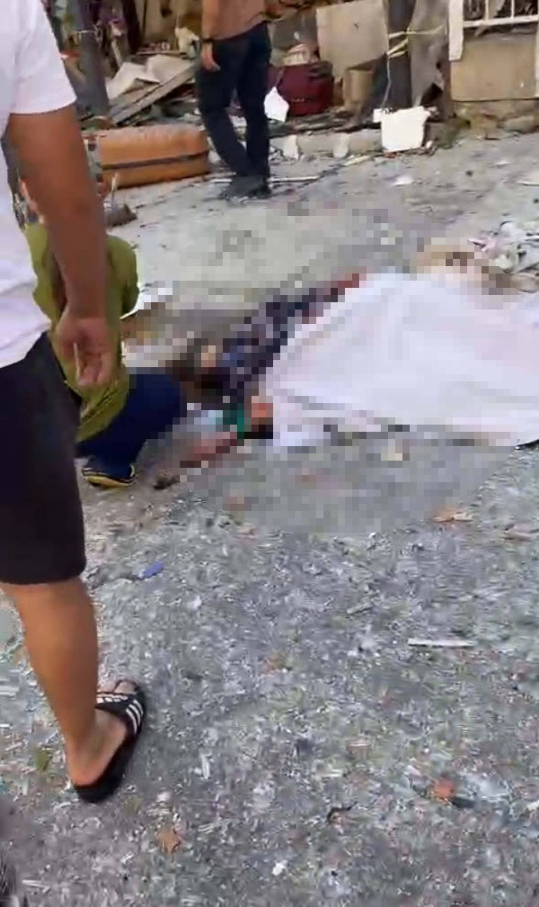 İzmir’deki faciada hasar tespit çalışmaları başladı - Resim: 22